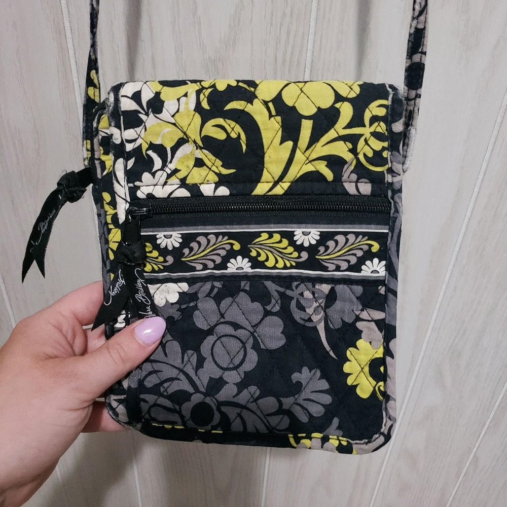 Vera Bradley crossbody purse‎